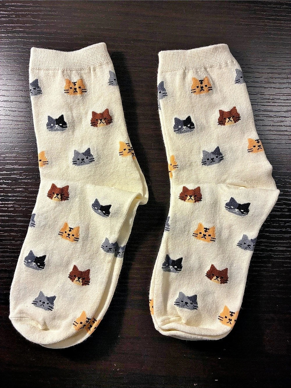 Cat Print Socks Cream & Orange NWT 2 par